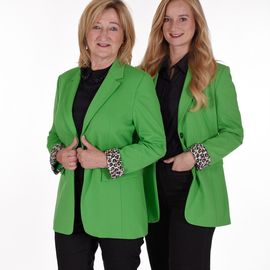 Sabine Huff und Kira-Lena Gröschl