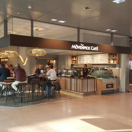 Mövenpick Café Hamburg Airport in Hamburg