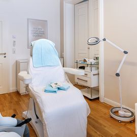 DERMAPURA GmbH Leipzig Mitte | Dauerhafte Haarentfernung & Kryolipolyse in Leipzig