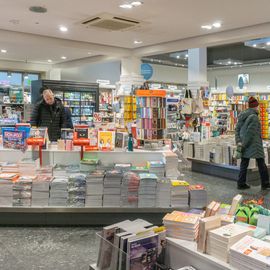 Schmitt & Hahn Buch und Presse im Hauptbahnhof Heidelberg in Heidelberg