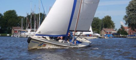 Bild zu Sailing Office Segelschule Köln