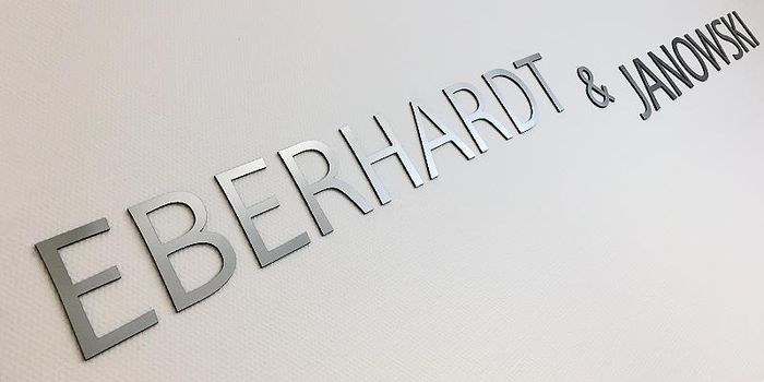 Schriftzug Katrin Eberhardt - HDI in Isernhagen