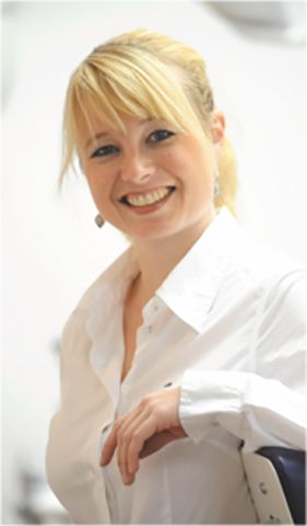 Nicole Ludewig / Fachzahnärztin für Kieferorthopädie