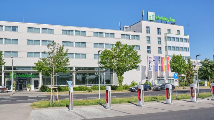 Holiday Inn Berlin Airport - Conf Centre, an IHG Hotel