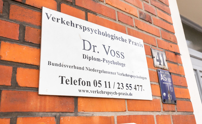 Dr. Karl-Friedrich Voss