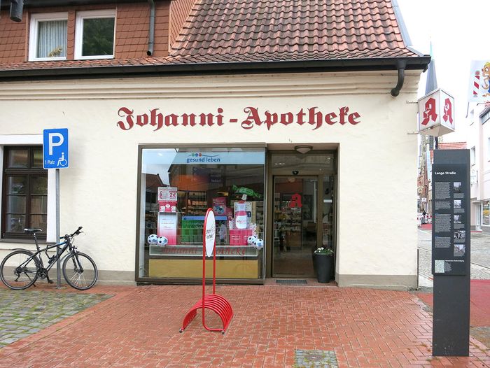 Aussenansicht der Johanni-Apotheke