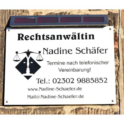 Rechtsanwältin Nadine Schäfer