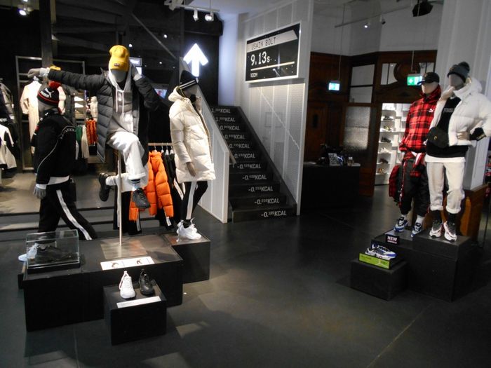 Puma Store Berlin - Inside