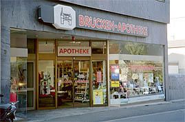 Aussenansicht der Brücken-Apotheke