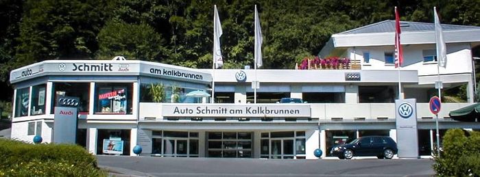 Auto Schmitt am Kalkbrunnen