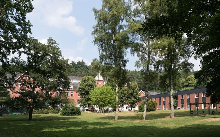 Außenansicht der VAMED Klinik Geesthacht