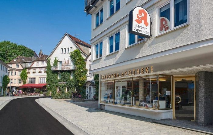 Aussenansicht der Barbara-Apotheke