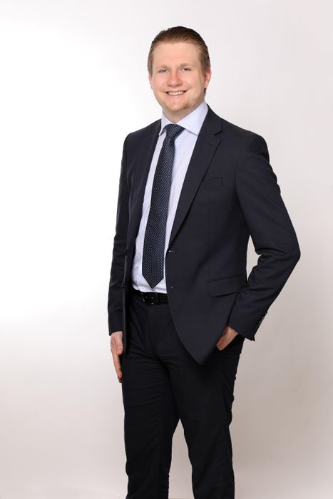 Marcus Florian Wolfgang Findewirth, Selbstständiger Finanzberater für die Deutsche Bank