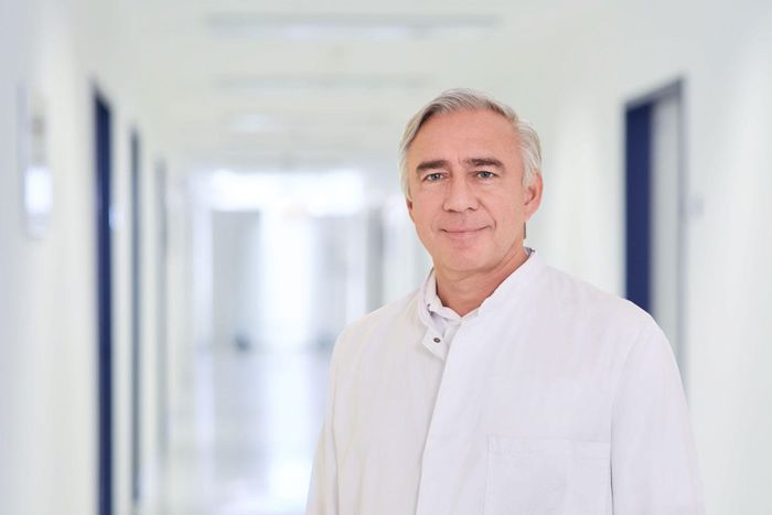 Prof. Dr. med. Dinko Berkovic - Krankenhaus Neuwerk
