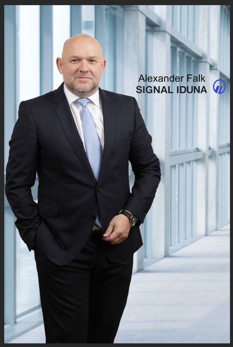SIGNAL IDUNA Versicherung Alexander Falk