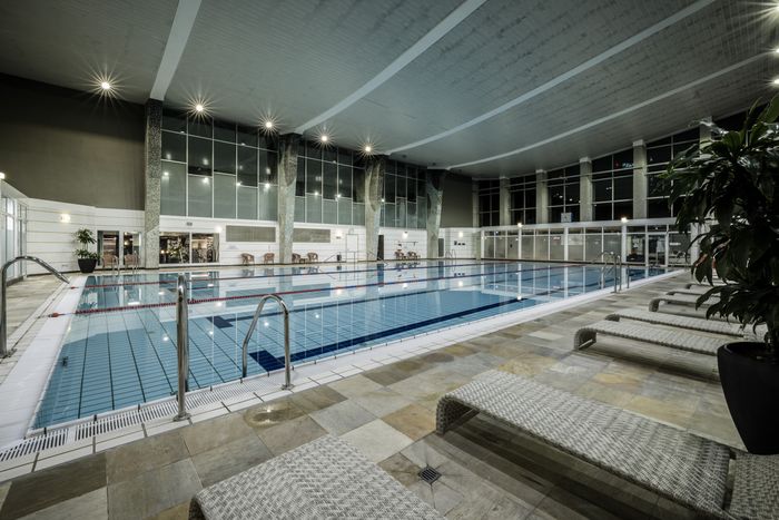 Fitness First Frankfurt Eschenheimer Turm - Pool