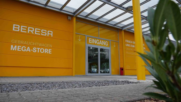 Gebrauchtwagen-Megastore Senden Aussenansicht