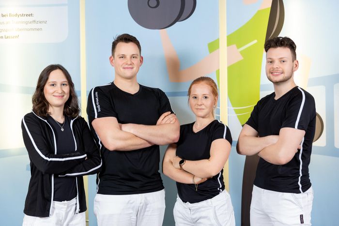 Sophie Hummel, Jonas Lüdicke, Larissa Holdack, Robert Lienau, Bodystreet Trainer Team Hamburg Othmarschen 2022
