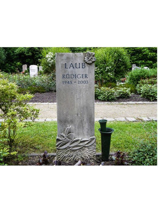 Alfred Karbenk Naturstein & Steinmetzbetrieb am Ohlsdorfer Friedhof Hamburg