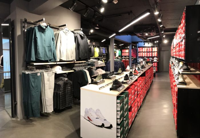 PUMA Outlet Bad Münstereifel - Inside