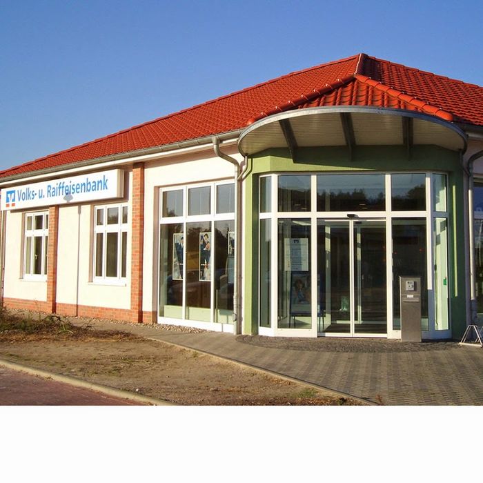 VR Bank Mecklenburg, Geldautomat Lalendorf