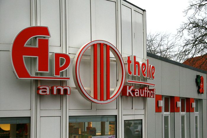 Apotheke am Kaufhof Schlutuper Straße