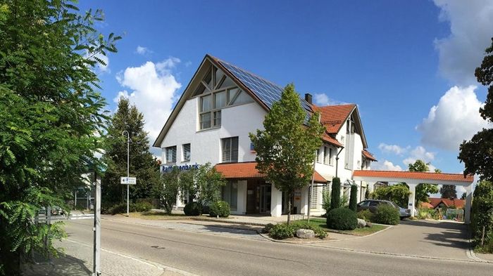 Raiffeisenbank Mittelschwaben eG, Hauptstelle Roggenburg