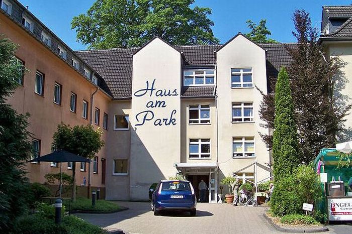 Haus am Park Senioren- und Pflegeheim GmbH & Co.KG