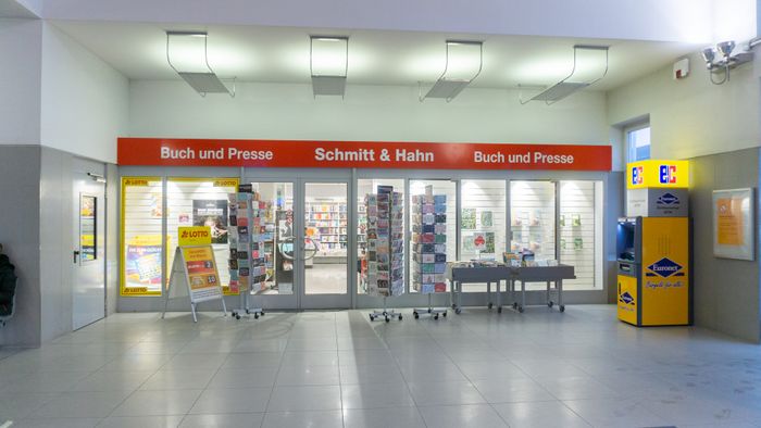 Schmitt & Hahn Buch und Presse im Bahnhof Neumarkt