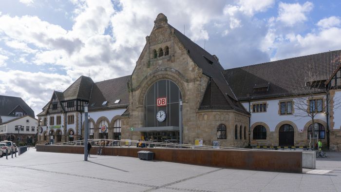 Schmitt & Hahn Buch und Presse im Bahnhof Worms