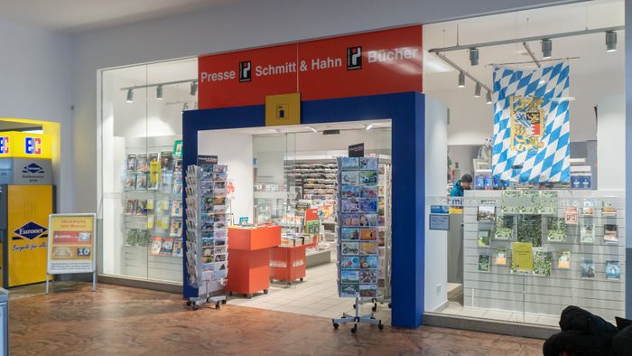 Schmitt & Hahn Buch und Presse im Bahnhof Plattling